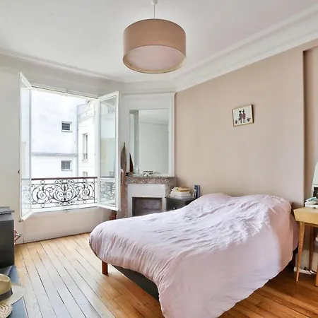 For 2 - Montmartre 18e Apartament