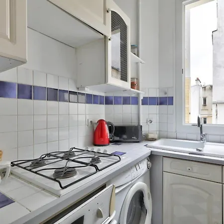 For 2 - Montmartre 18e
